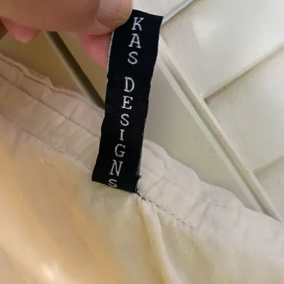 Beige Greek Godess shoulder dress - Picture 10 of 10